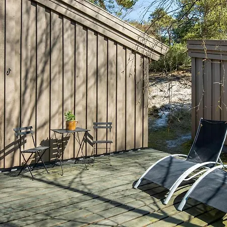 3 Bedroom Stunning In Nexo Feriehus