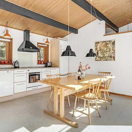 3 Bedroom Stunning In Nexo Holiday home