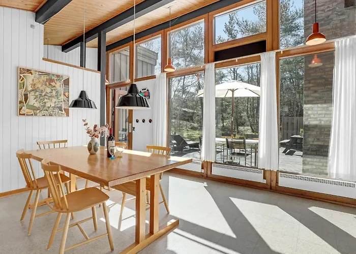 3 Bedroom Stunning In Nexo * Vester Somarken